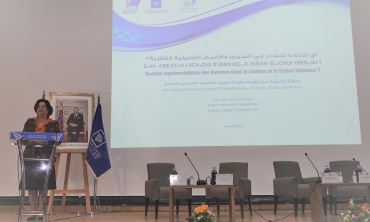 « Les médias, l’art et la culture ont un rôle essentiel dans la construction d'une société libérée des idéologies de discrimination à l'égard des femmes » Mme Akharbach lors de l'atelier organisé en marge du Festival International du Film de Femmes à Salé