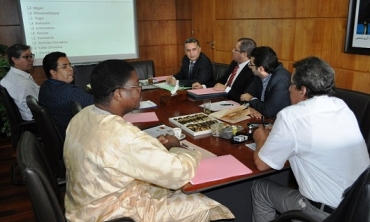  Signature d’une Convention d’acquisition des licences d’exploitation dulogiciel « HACA Média Solutions »entre la HACA et le Conseil Supérieur de la Communication du Niger