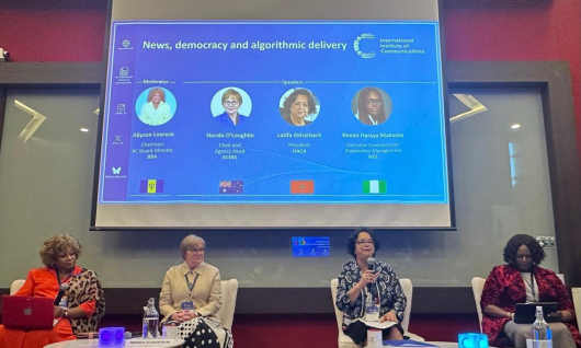 « La gouvernance de l'IA doit garantir la diversité culturelle et le pluralisme de l'information »  Latifa Akharbach, présidente de la HACA au Forum International des Régulateurs   Kuala Lumpur 12-14 octobre 2026