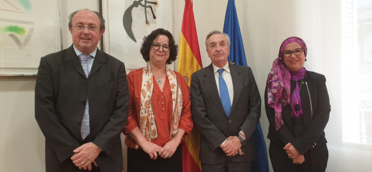 Mme Akharbach s'entretient à Madrid, avec le régulateur national espagnol
